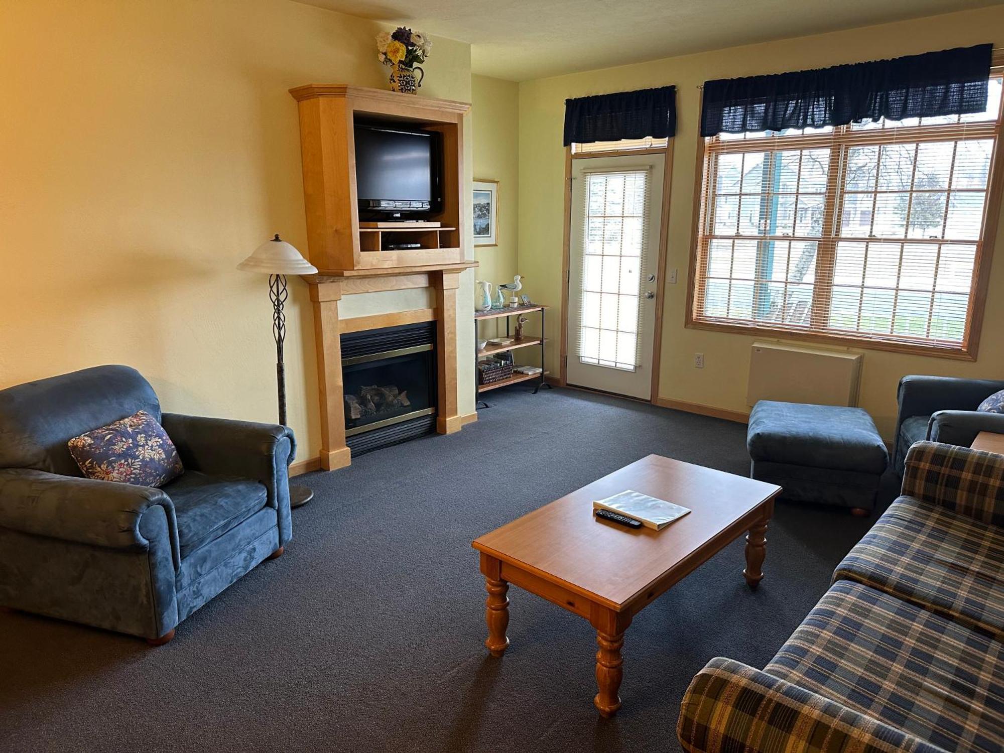 Birchwood Lodge Систер-Бэй Экстерьер фото