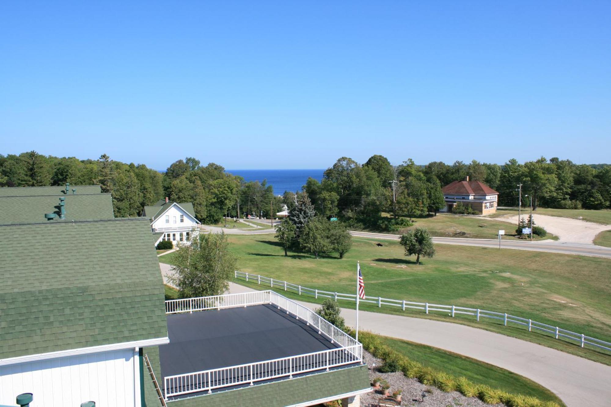 Birchwood Lodge Систер-Бэй Экстерьер фото